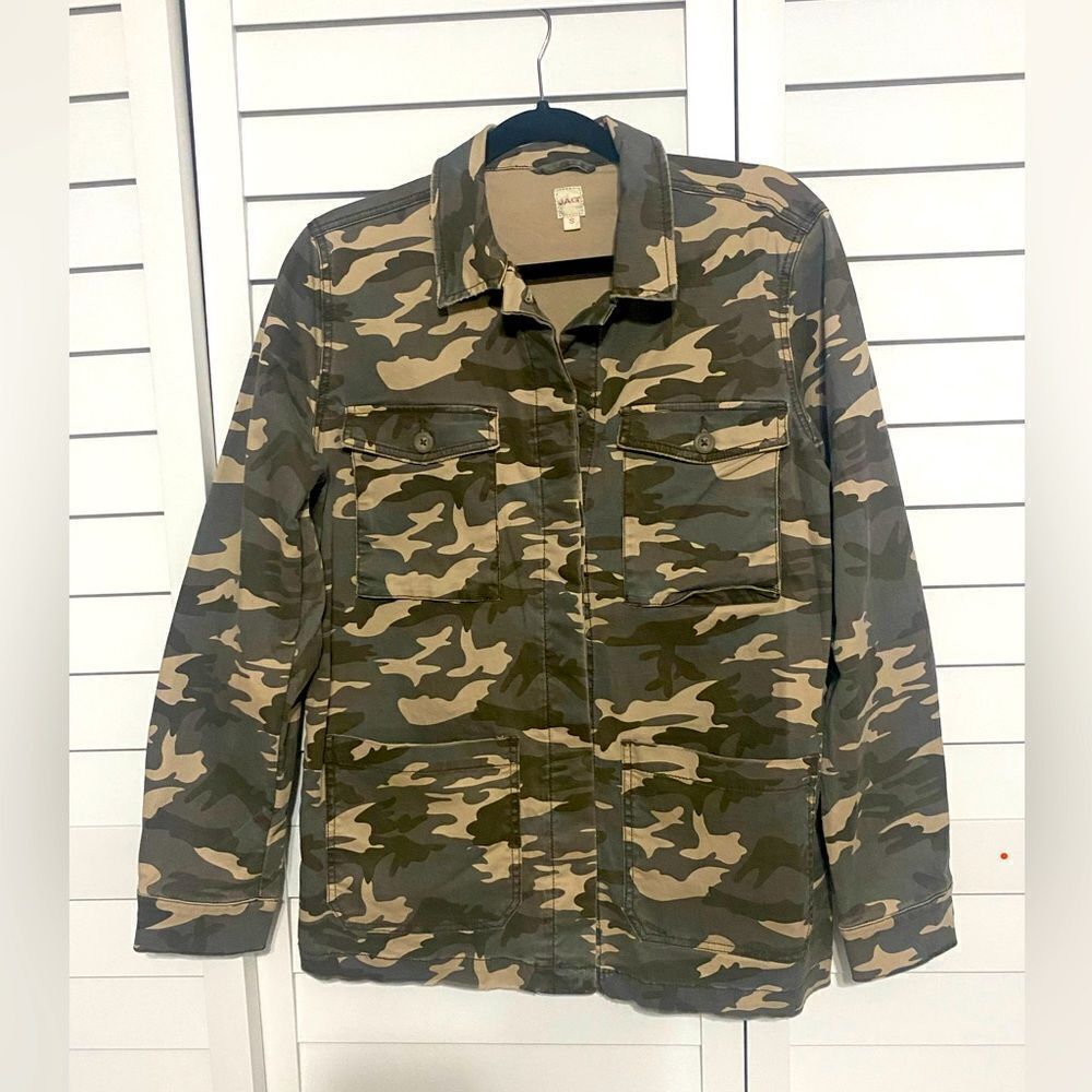 Camouflage Women’s Jacket
